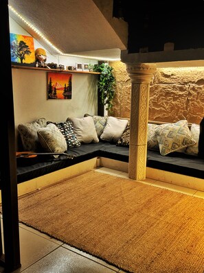 Living area - Samay Hostel (Juayua)