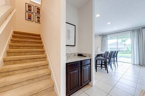 Interior - ECR7713 - Disney Family Friendly Vacation @Encore! (Kissimmee)