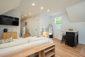 Living area - Modern 2BR Mt. Tabor Retreat And Private Entry & Laundry (Portland)