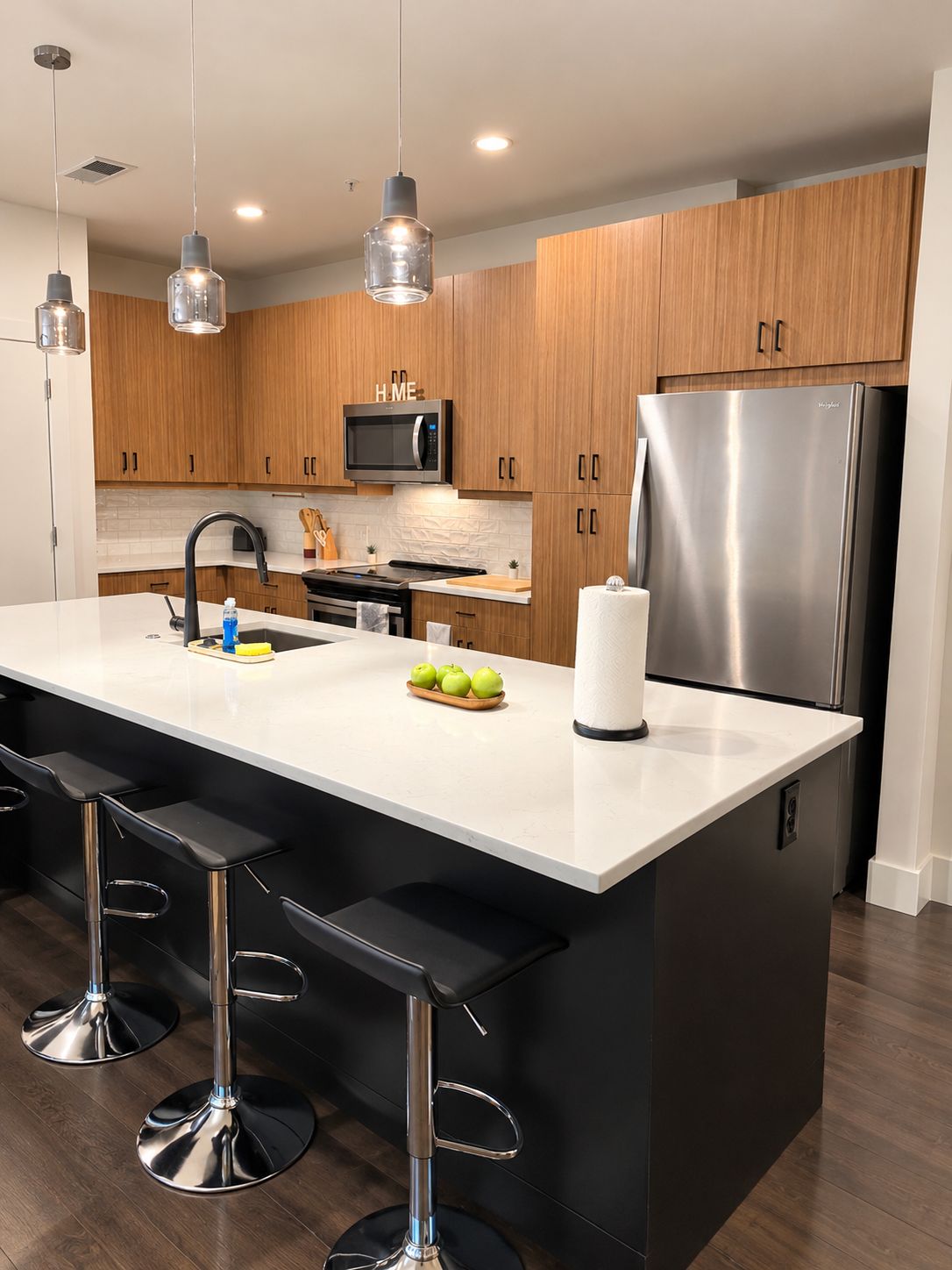 Stylish Midtown Atlanta Stay + 2BR, 2BA + Den