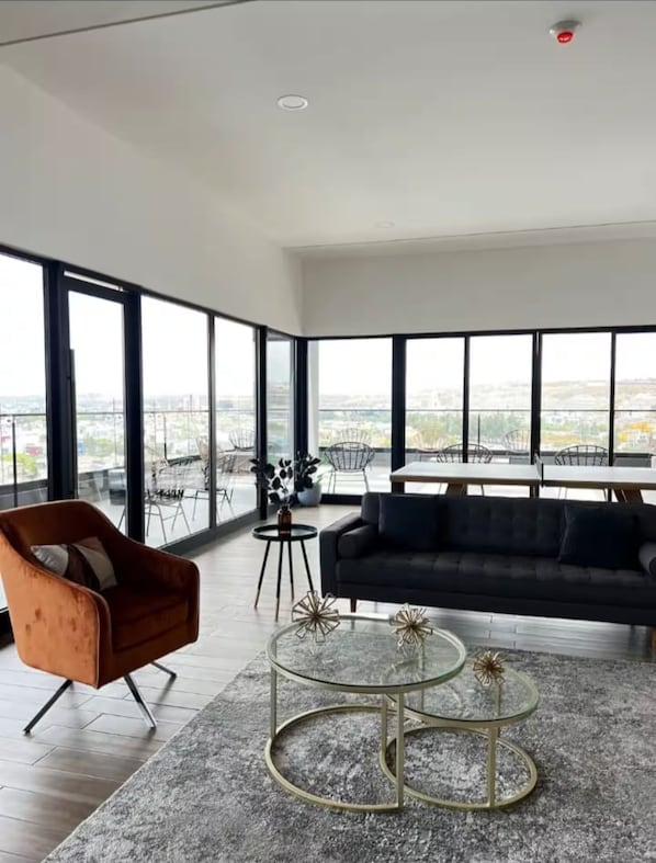 Living area - New Listing (Tijuana)