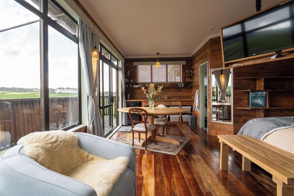 Room - Tranquil Garden Retreat - Raglan (Raglan)