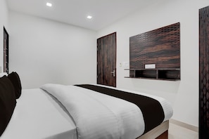 Room - Hotel O The King Heaven (Farrukhabad)