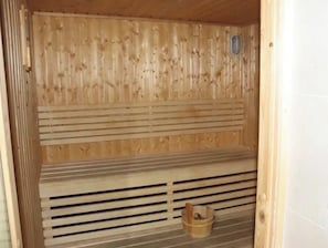 Sauna - Cosmos Living Signature Studio in Al Furjan (Dubai)