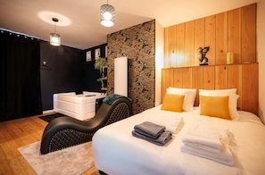 Room - New Listing (Troarn)