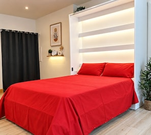 Room - New Listing (Chambéry)