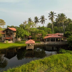 Bahagian luar