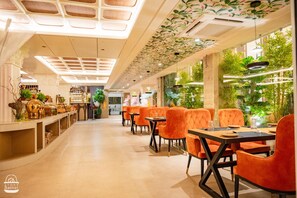 Dining - The Grand Casa Hotel Banquet Spa (Siliguri)