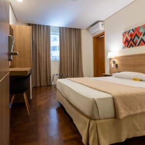 Room - Hotel Amalia by Plaza Xavier (São Paulo)