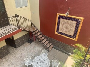 Outdoor dining - Hotel Tonala (Tonalá)