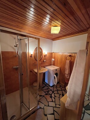 Bathroom - New Listing (Chamrousse)