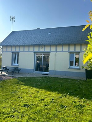 Exterior - New Listing (Petit-Caux)