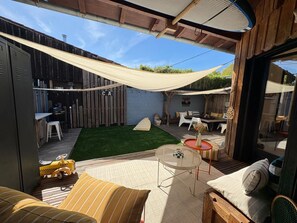 Outdoor dining - New Listing (Taussat les bains)