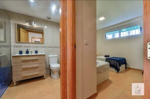 Bathroom - New Listing (L'Alfàs del Pi)