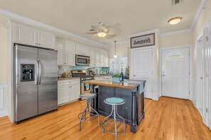 Private kitchen - 4 Bedroom Rooftop Retreat in beautiful Seaside Heights (Seaside Heights)