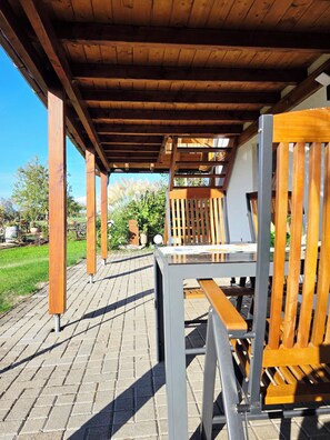 Outdoor dining - New Listing (Freiamt)