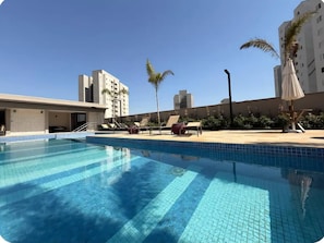 Pool - Studio in a Sought After Location (Sorocaba)
