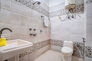 Bathroom - Hotel O Hotel Shakun Palace (Ghaziabad)