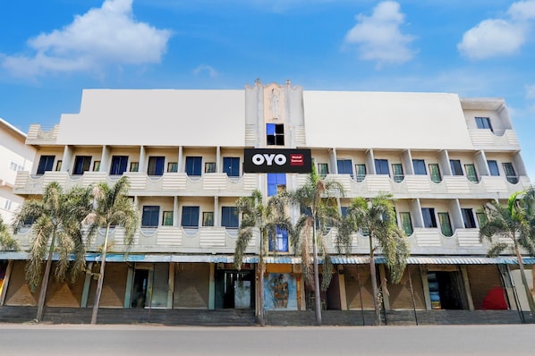 Exterior - Hotel O by OYO Sansar (Hyderabad)