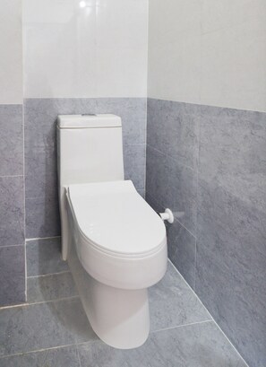 Bathroom - HOTEL O SVR GRAND (Hyderabad)