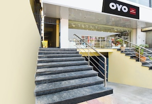 Exterior detail - HOTEL O SVR GRAND (Hyderabad)