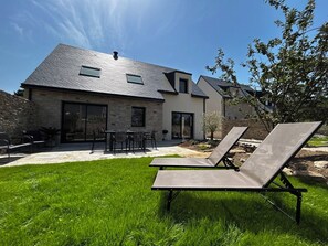 Outdoor dining - New Listing (Saint-Gildas-de-Rhuys)