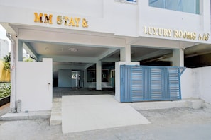 Perincian bahagian luar
