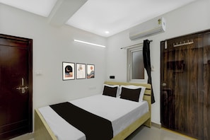 Room - Hotel O by OYO De' BVL Grand (Hyderabad)