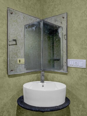 Bathroom - Hotel O Namo Stay Inn (Hyderabad)