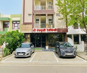 Ngoại thất