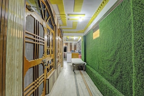 Lobby - Hotel O Mahima stay inn (Lucknow)