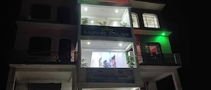 Exterior - Hotel O Luxury Palace (Malihabad)