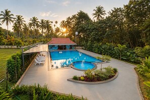 Kolam renang