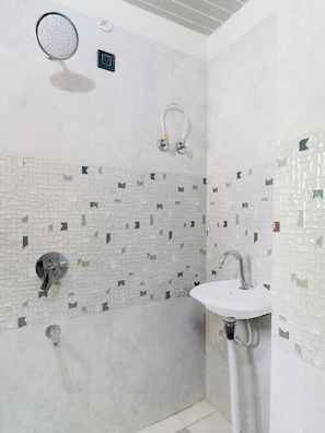 Bathroom - Hotel O Cozy Inn (Lucknow)
