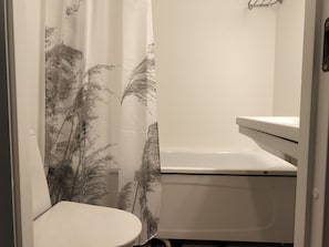 Bathroom - Vallentuna Hotel Apartments (Stockholms län)