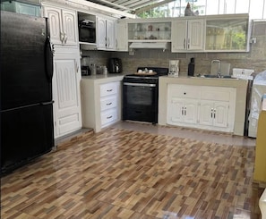 Private kitchen - La Castillada (Villa centra)