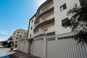 Exterior - Apartamento 301 - Cesar Finotti 1108 (Uberlândia)
