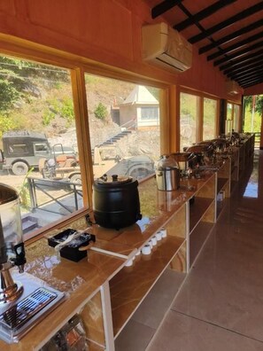 Private kitchen - The Corbett Lads (Betalghat)