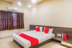 Room - Hotel O Paradise Inn Talegaon Dabhade (Pune)