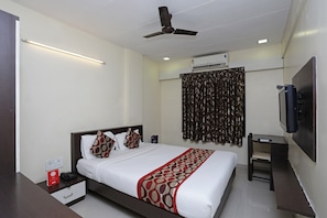 Room - Hotel O Destination 42 (Pune)