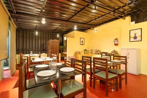 Dining - Treebo Bonne Chance, Heritage Town (Puducherry)