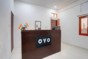 Lobby - Hotel O Bhavya Inn (Sitapur)