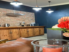 Private kitchen - Sousie's Accommodation (Polokwane)