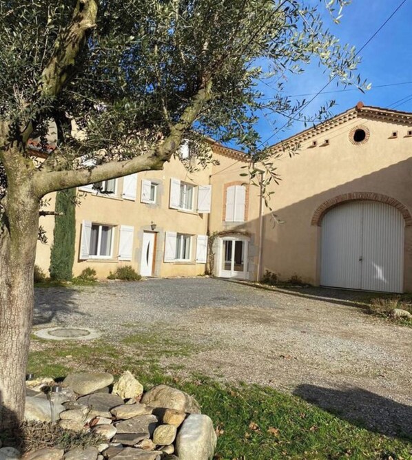 Exterior - New Listing (Payrin-Augmontel)