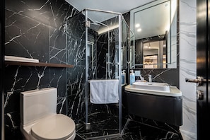 Bathroom - Fides Urban Residences  (thanh pho ho chi minh)