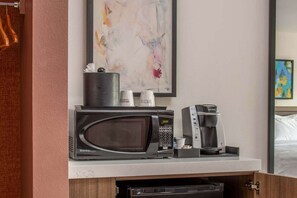 Coffee maker and microwave station for quick snacks and drinks - Near Credit Union of Texas Event Center + Pool (Allen)