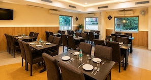 Dining - Park Prime by Revaantra SS Hospitality (Haridwar)