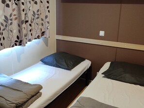 Room - Cozy mobile home, pets welcome - 6 guests (Axat)