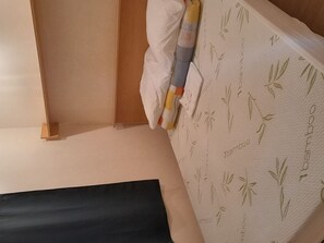Room - Mobile home, pets welcome - 4 guests (Pleaux)