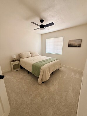 Room - Hesperia Desert Retreat — Four-Bedroom Home (Hesperia)